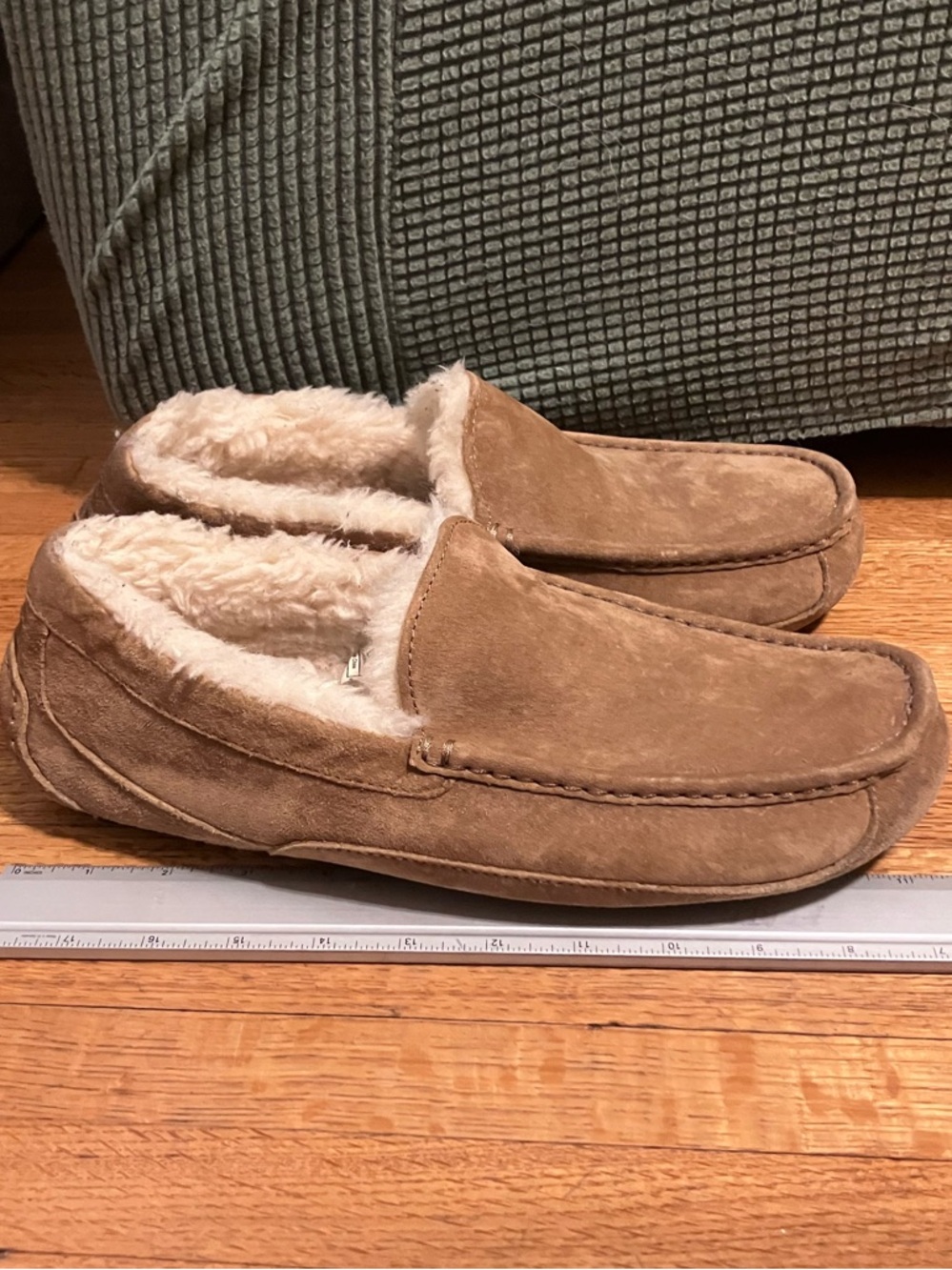 Ugg Ascot Slipper